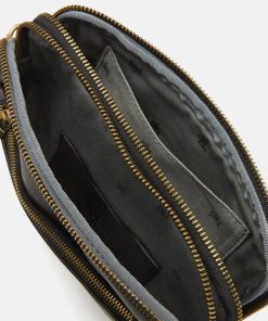 Theposthouse.shop4369303459 3