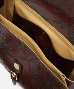 Theposthouse.shop5bc4aded37 4