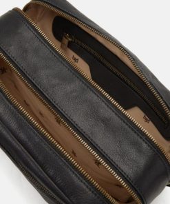 Theposthouse.shop9411bd195a 4