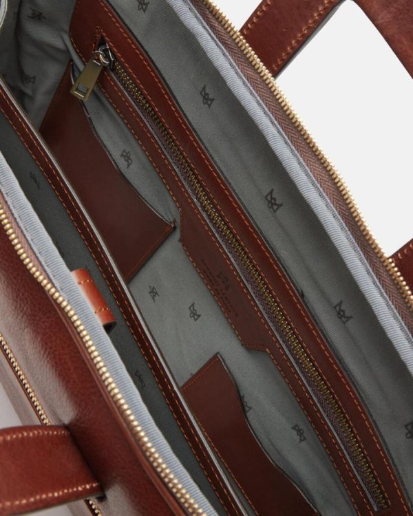 Theposthouse.shop99aa0d4409 4