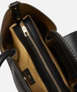 Theposthouse.shop9f04239b6b 4