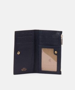 Theposthouse.shopc65fd6fe10 2