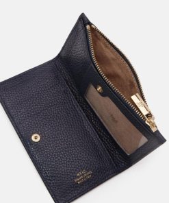 Theposthouse.shopc65fd6fe10 3