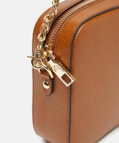 Theposthouse.shopfb90883692 3